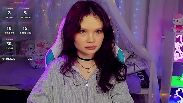 EmilyChaves 现场XXX聊天