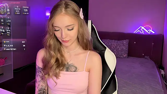 EvaPeaceのウェブカメラショー