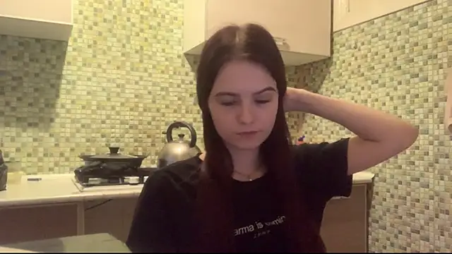 KikiAmino live XXX chat