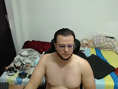 Masterboy00 Live XXX Chat