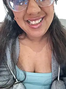 ZaidaWet 现场XXX聊天