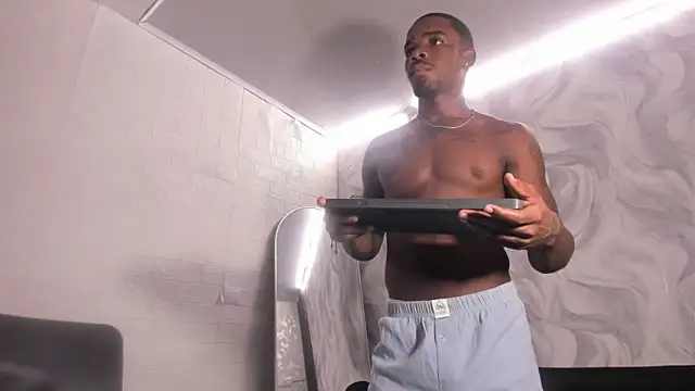 aron_clark élő XXX-chatje