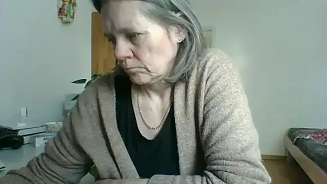 Laura_Sensuale's Webcam Show