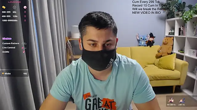 Tomguys Adlı Modelin Web Kamerası Şovu