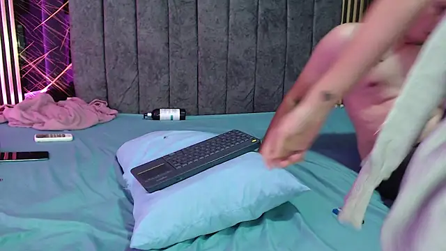 Chat +18 de FerneyManti ao vivo