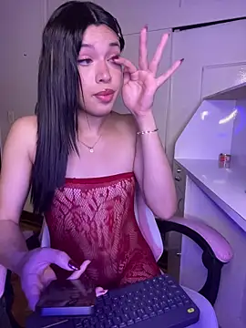 DollCamila Show in webcam