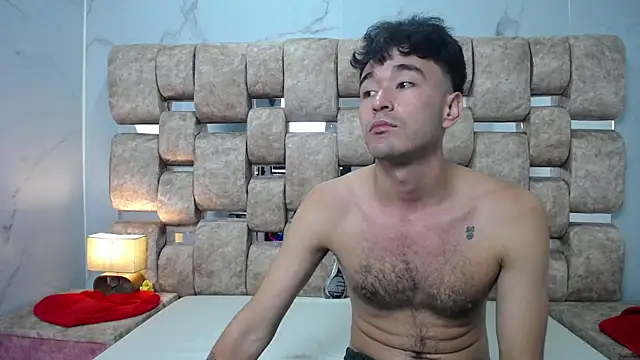 KathyAiden: онлайн-секс-чат