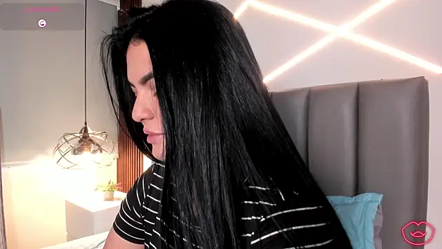 แชท XXX สดของ Veronicalanx1