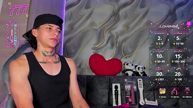 AmberAdams_ – Naživo XXX chat