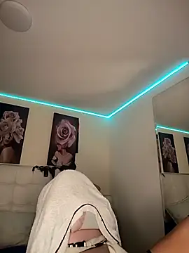 SamathaMay: απευθείας συνομιλία ΧΧΧ