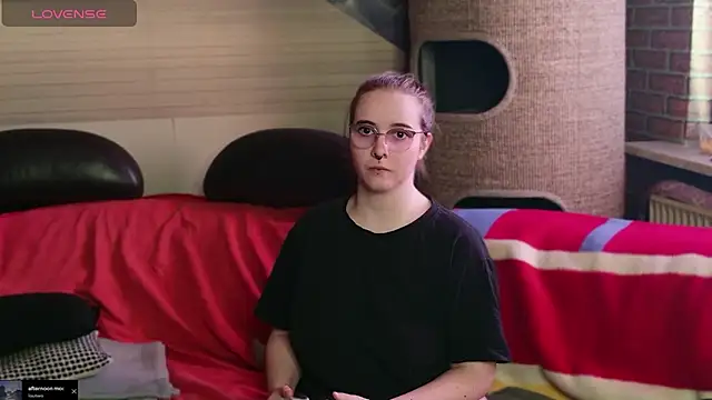 GamerGirl_Eve লাইভ XXX  চ্যাট