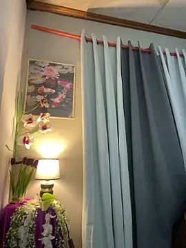 _Flirtyprincess_'s Webcam Show