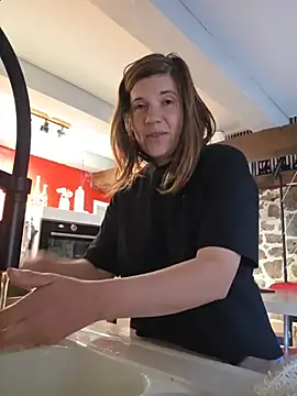 Lina_lou4 Chat XXX in diretta