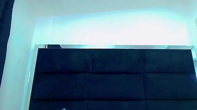 Živý XXX chat princessrainbowx