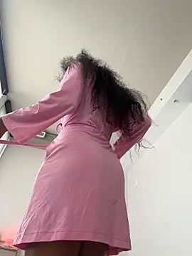 Pokazy przed kamerką – LoveDreaux