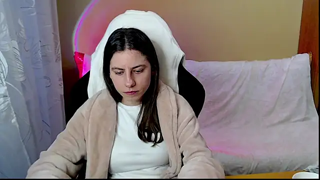 Chat XXX en directo de Effy__Stoner