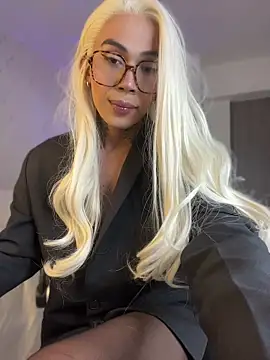 miss_tatiana_ Show in webcam