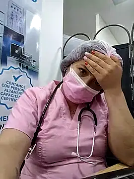 Nurse_Alice-7's Live XXX Chat