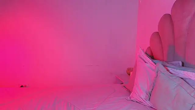 MiaColucci18 – Live XXX-chat