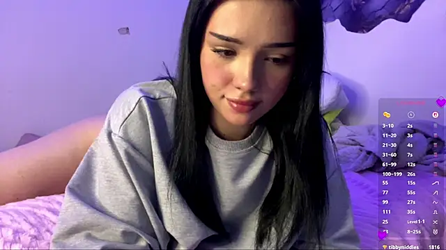 BeckyAurielle Adlı Modelin Canlı XXX Sohbeti