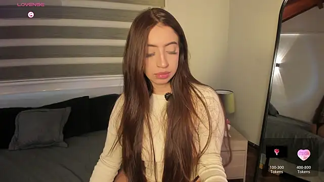 MERIDA_TAYLOR's Live XXX Chat