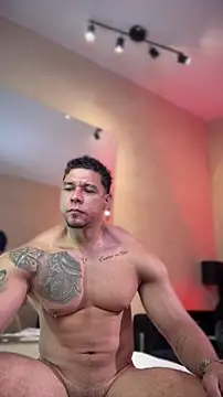 دردشة MassimoWalton2 الجنسية المباشرة