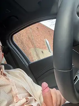 Show modela thehornyguy97 na web-kameri