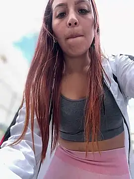 Queen_Scatlett 在線直播表演