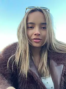 XXX chat uživo modela Irina_Grant