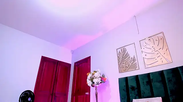 SeleneLujanのライブXXXチャット