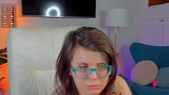 Czat XXX na żywo – Ariell_Mini