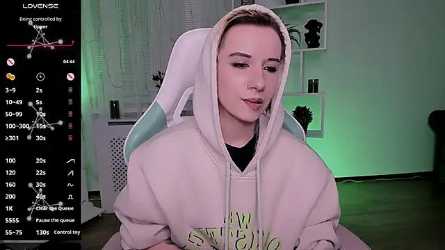 _Rein_ramm élő XXX-chatje