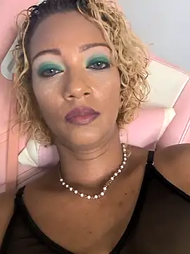 Amaliu_ – Naživo XXX chat