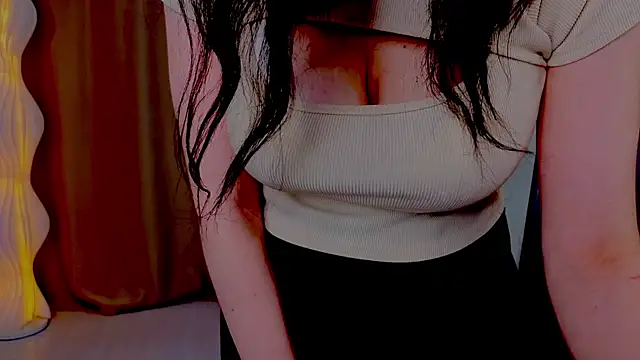 KaraNeagle Chat XXX in diretta