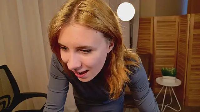 miraiakik Chat XXX in diretta