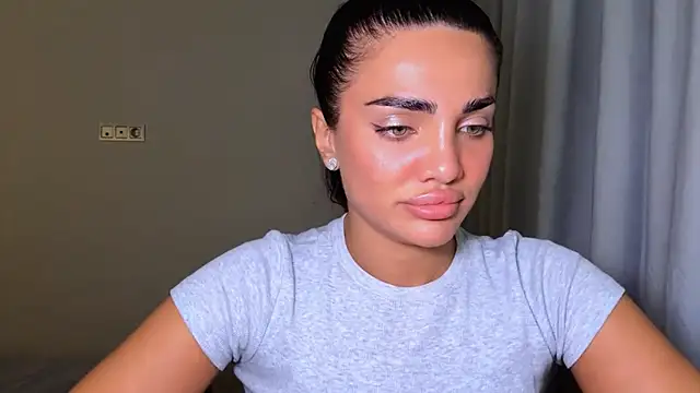 MelindaReny's Live XXX Chat