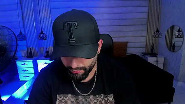 jhon_bear03's Webcam Show