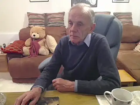 Ferret7777: διαδικτυακό σόου στην κάμερα