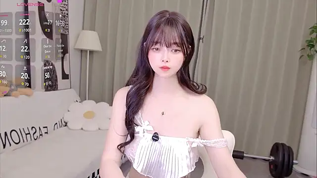 uikyy1's Live XXX Chat