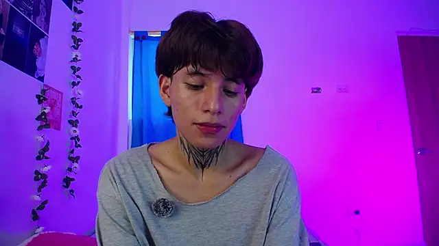 Jules_zzz ওয়েবক্যাম শো