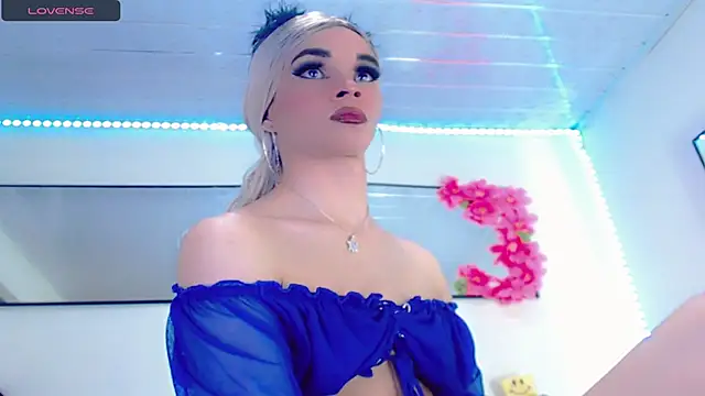 Karla_hot777's Webcam Show