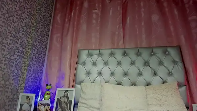 zoe_tamaran Live XXX chat