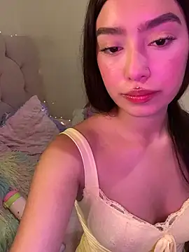 Miakittyyy: вебкам-шоу