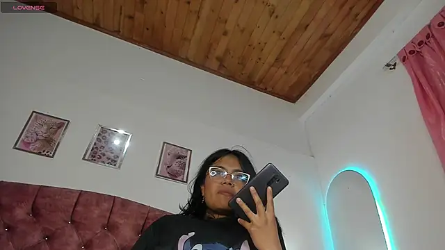 luna_velveth – Live XXX-chat