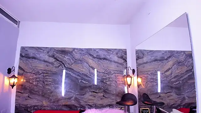 Pertunjukan Kamera Web Aria_skye