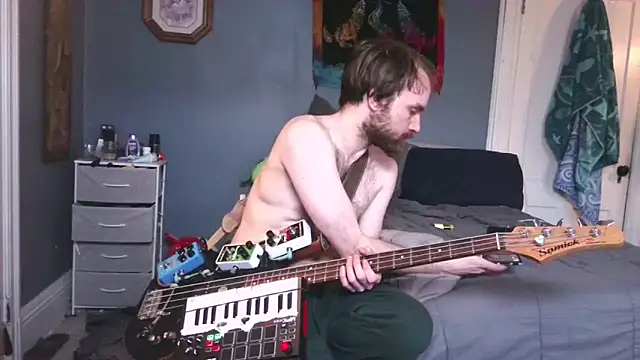 hpluvsplata: διαδικτυακό σόου στην κάμερα