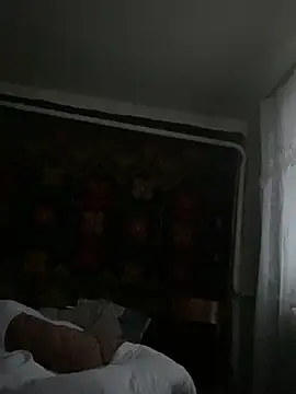 Frosl élő XXX-chatje