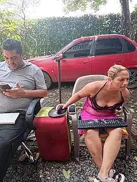 hotandfierylatinos2023's Live XXX Chat