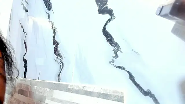 mia_alvares Pertunjukan Webcam