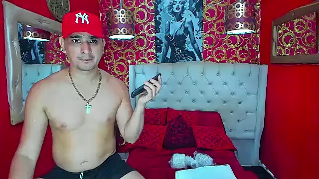 Pokazy przed kamerką – JHOVA23CM